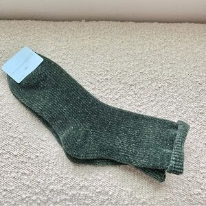 ☘️ Hunter Green Chenille Knit Long Socks